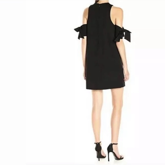 GUESS Women's Cold-Shoulder Bow-Detail Dress Small - Picture 3 of 3